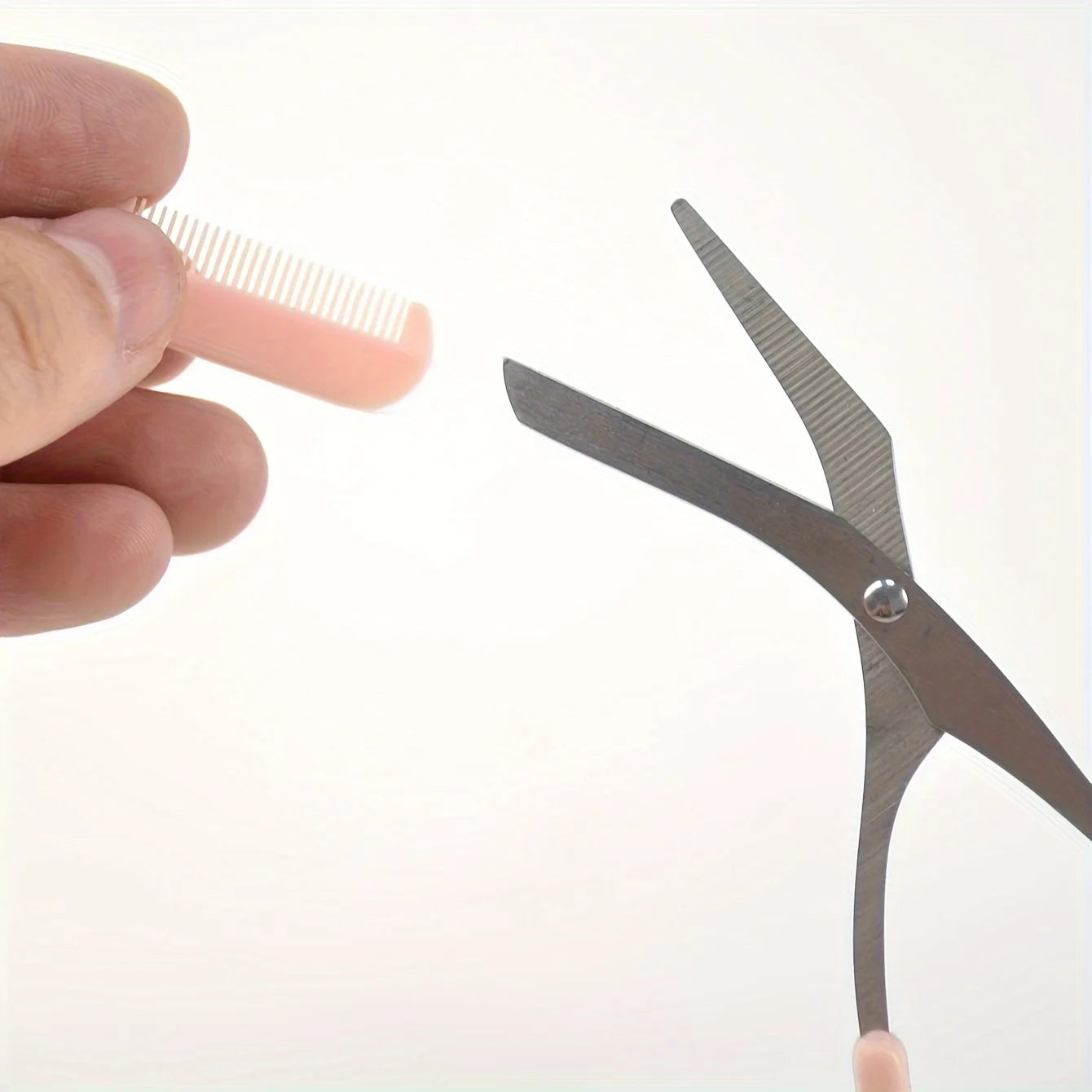 Pink Eyebrow Trimming Scissors – Precise Grooming Tool